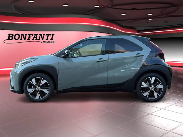 Toyota Aygo X 1.5 VVT-i HSD Trend