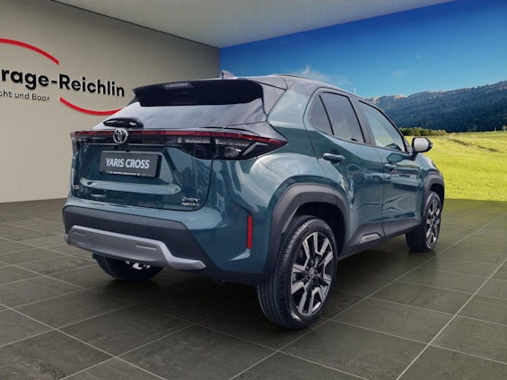 Vehicle image 4 Vehicle image 4