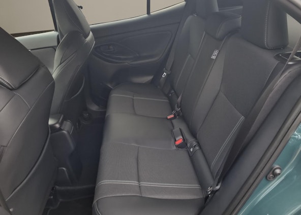 Vehicle image 9 Vehicle image 9