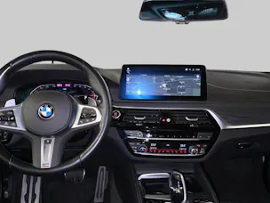BMW 540i xDrive Touring M Sport