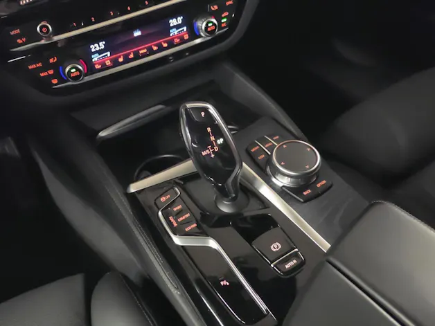 BMW 540i xDrive Touring M Sport