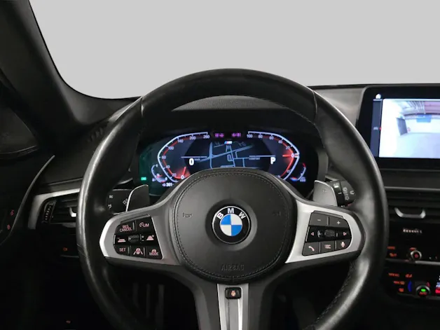 BMW 540i xDrive Touring M Sport
