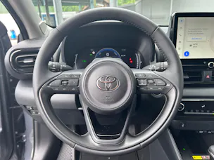Toyota Yaris 1.5 VVT-i HSD Trend