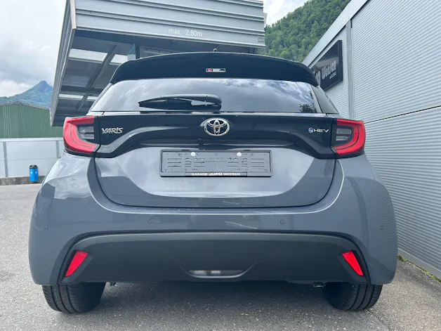 Toyota Yaris 1.5 VVT-i HSD Trend