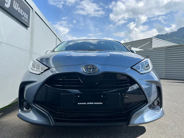 Toyota Yaris 1.5 VVT-i HSD Trend