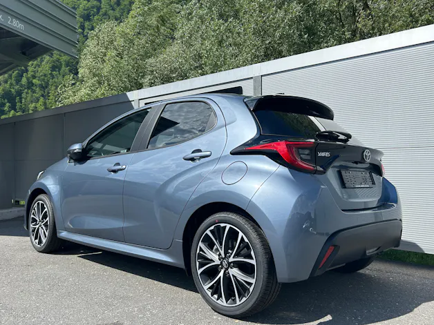Toyota Yaris 1.5 VVT-i HSD Trend