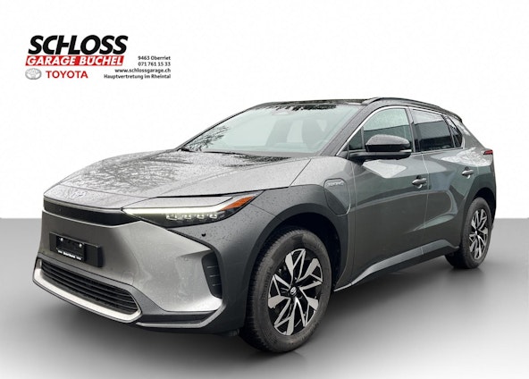 First vehicle image First vehicle image