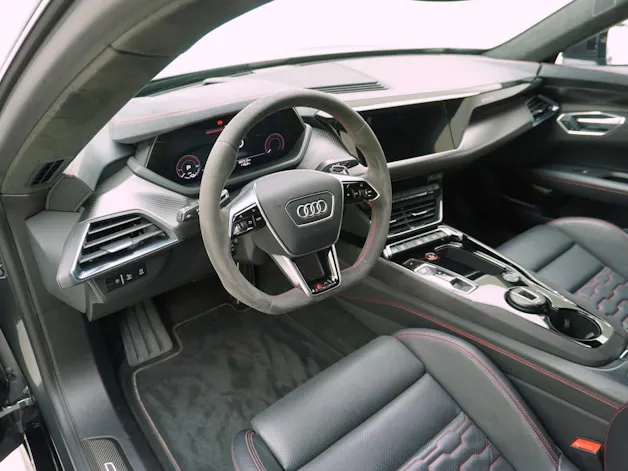 Audi e-tron GT RS quattro