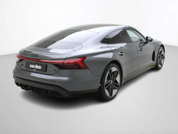 Audi e-tron GT RS quattro