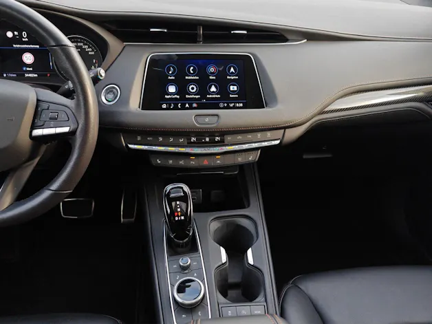 Cadillac XT4 2.0 T Sport AWD