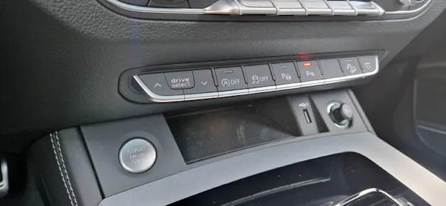 Audi Q5 2.0 40 TDI BLACKEDITION quattro S-Tronic
