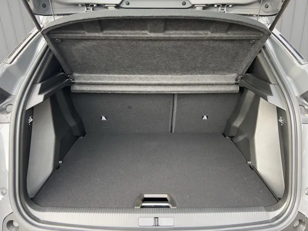 PEUGEOT 2008 1.2 Hybrid 145 GT