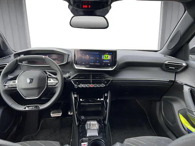 PEUGEOT 2008 1.2 Hybrid 145 GT