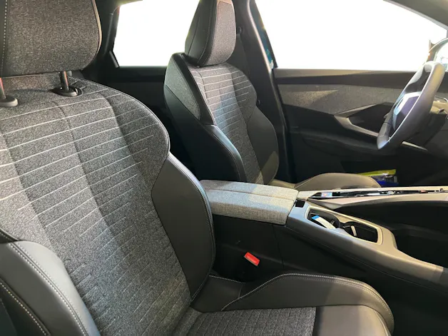 Peugeot 3008 1.6 PHEV Allure