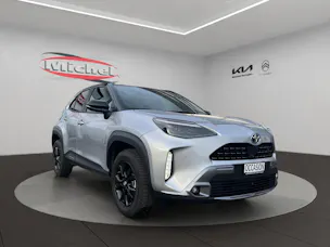 Toyota Yaris Cross 1.5 VVT-i HSD Adventure AWD-i / Panorama-Glasdach / Navigation / Head-Up Display / Heckklappe elektrisch