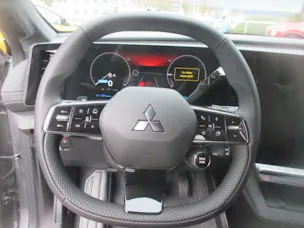 Mitsubishi Eclipse Cross Intense