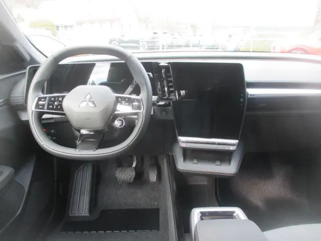 Mitsubishi Eclipse Cross Intense