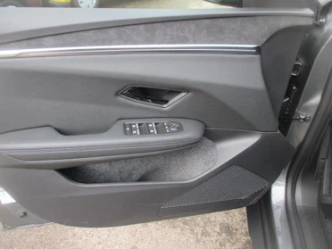 MITSUBISHI ECLIPSE CROSS 12
