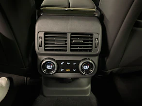 https://vehicle.imgix.net/4193385/139f6dea-20f6-4252-b8ae-e0d8c8af078c.jpg
