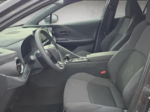 Toyota C-HR 2.0 PHEV Swiss Edition