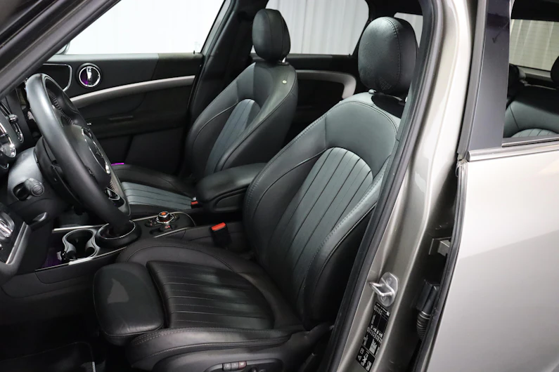 image du véhicule MINI COUNTRYMAN