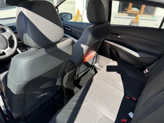 image du véhicule 5 image du véhicule 5