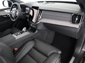 image du véhicule VOLVO XC90 2.0 T8 TE Ultra Dark eAWD
