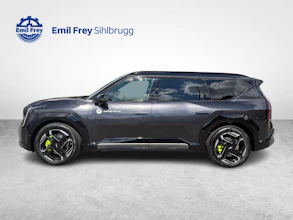 https://vehicle.imgix.net/4193548/cd3d6acc-f5e6-4f92-ac65-b32640de9fb1.jpg