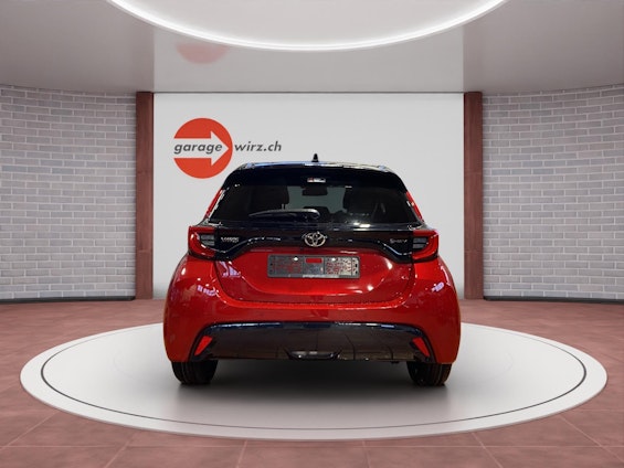 Vehicle image 3 Vehicle image 3