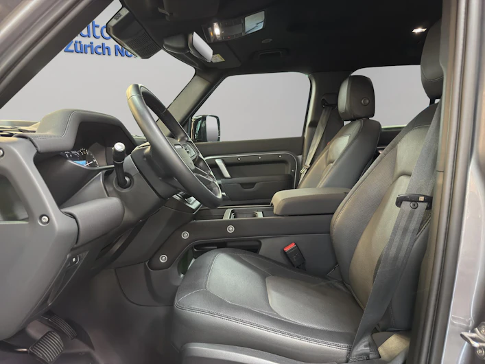 immagine del veicolo LAND ROVER DEFENDER