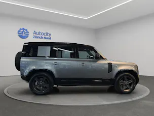 Land Rover Defender 110 3.0 D I6 X-Dynamic SE