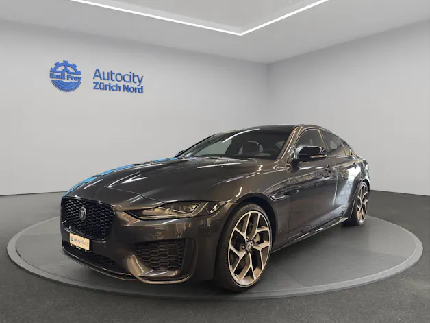 Jaguar XE 2.0 T 300 Sport AWD