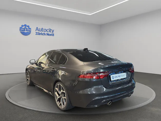 Jaguar XE 2.0 T 300 Sport AWD