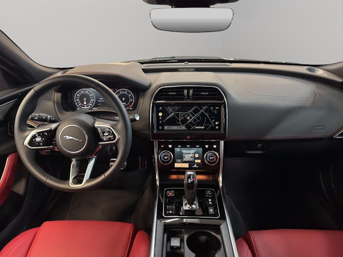 Vehicle image JAGUAR XE