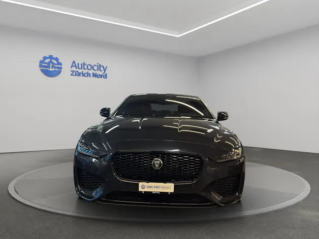 Jaguar XE 2.0 T 300 Sport AWD