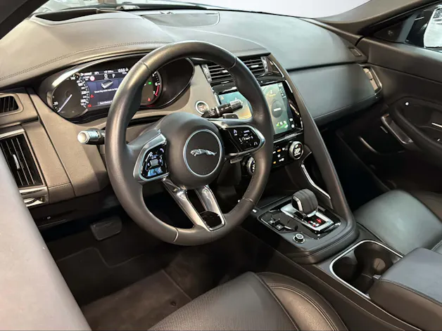 Jaguar E-Pace 2.0 I4 200 SE AWD