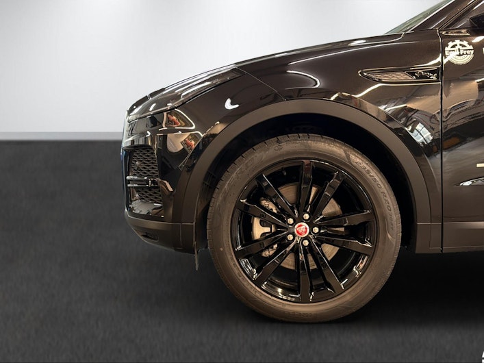 Vehicle image JAGUAR E-PACE