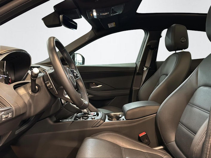 Vehicle image JAGUAR E-PACE