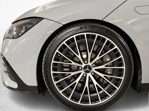 Fahrzeugbild MERCEDES-BENZ EQE 43 AMG 4matic