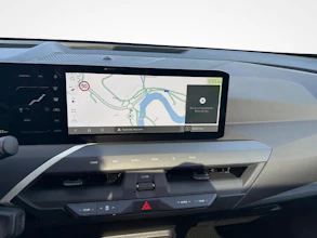 https://vehicle.imgix.net/4193683/ddc139cc-c34b-49b2-b207-19dd1f18709e.jpg