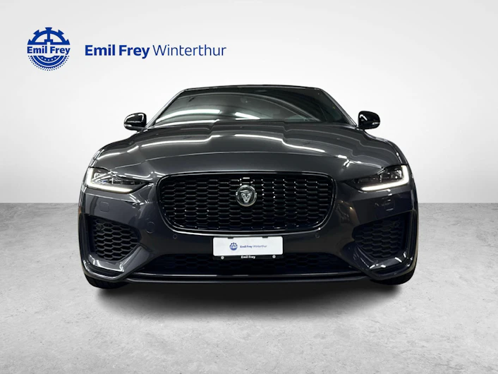 immagine del veicolo JAGUAR XE