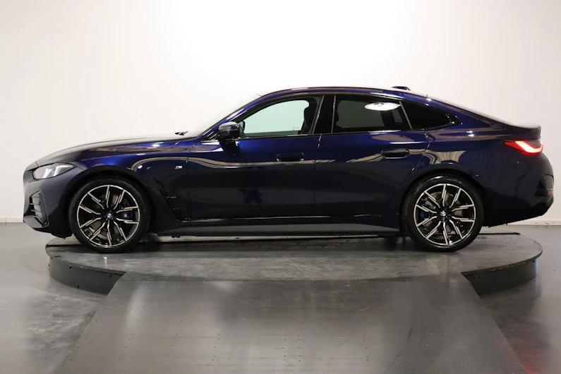 image du véhicule BMW i4