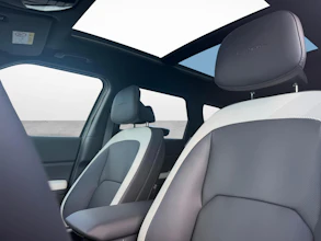 https://vehicle.imgix.net/4193713/7c0bbeda-fde5-4dd5-9d89-586695d2e2c8.jpg