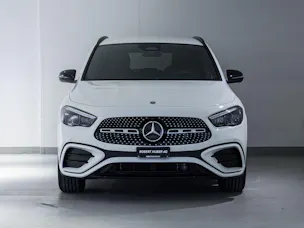 Mercedes-Benz GLA 200 Night Star
