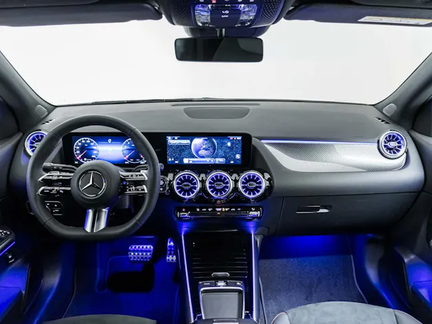 Mercedes-Benz GLA 200 Night Star