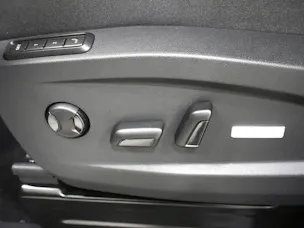 VW ID.Buzz 84kWh GTX 4MOTION langer Radstand
