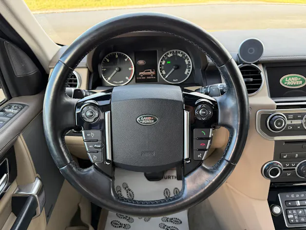 Land Rover Discovery 3.0 SDV6 256 HSE