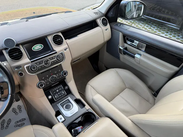 Land Rover Discovery 3.0 SDV6 256 HSE