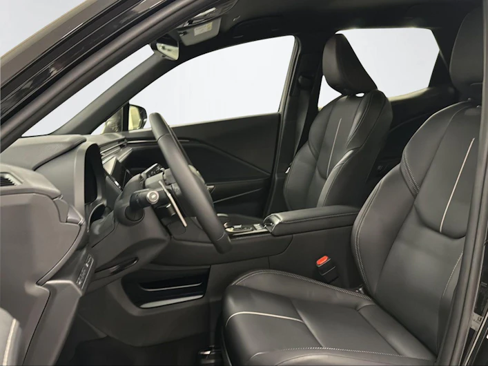 Fahrzeugbild LEXUS LBX