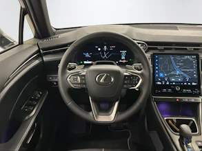https://vehicle.imgix.net/4193837/ec35d22f-772a-4926-86e5-f4e35b47d3f8.jpg